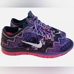 Size 7 - Nike Free TR 4 Print Nordic - Hyper Grape